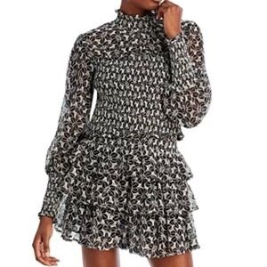 Smocked Black & White Floral Long-Sleeve Mini Top size Small
